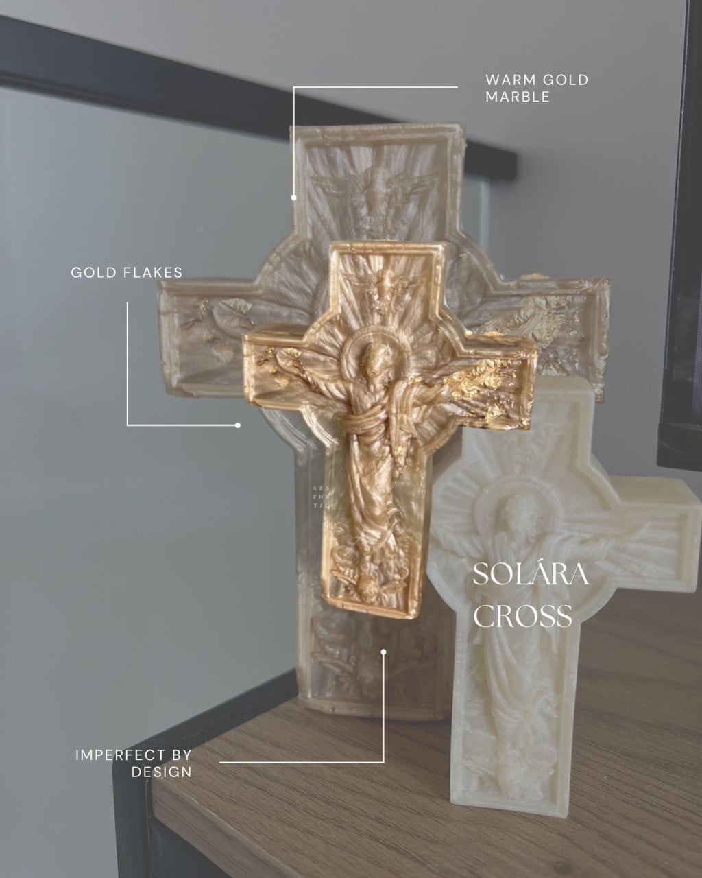 Solára | Large Golden Cross
